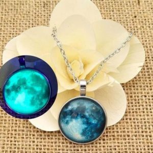 Collier Lune Lumineux
